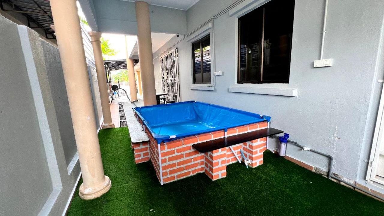 Yb Guest House 4 Bilik 5 Katil Chukai Exterior foto